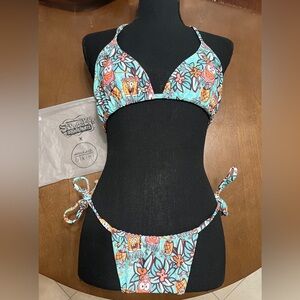 Moana Bikini x SpongeBob SquarePants, Get Spongey Set - Medium NWT
